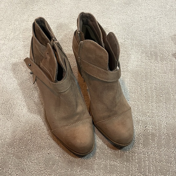 Booties - Picture 3 of 3